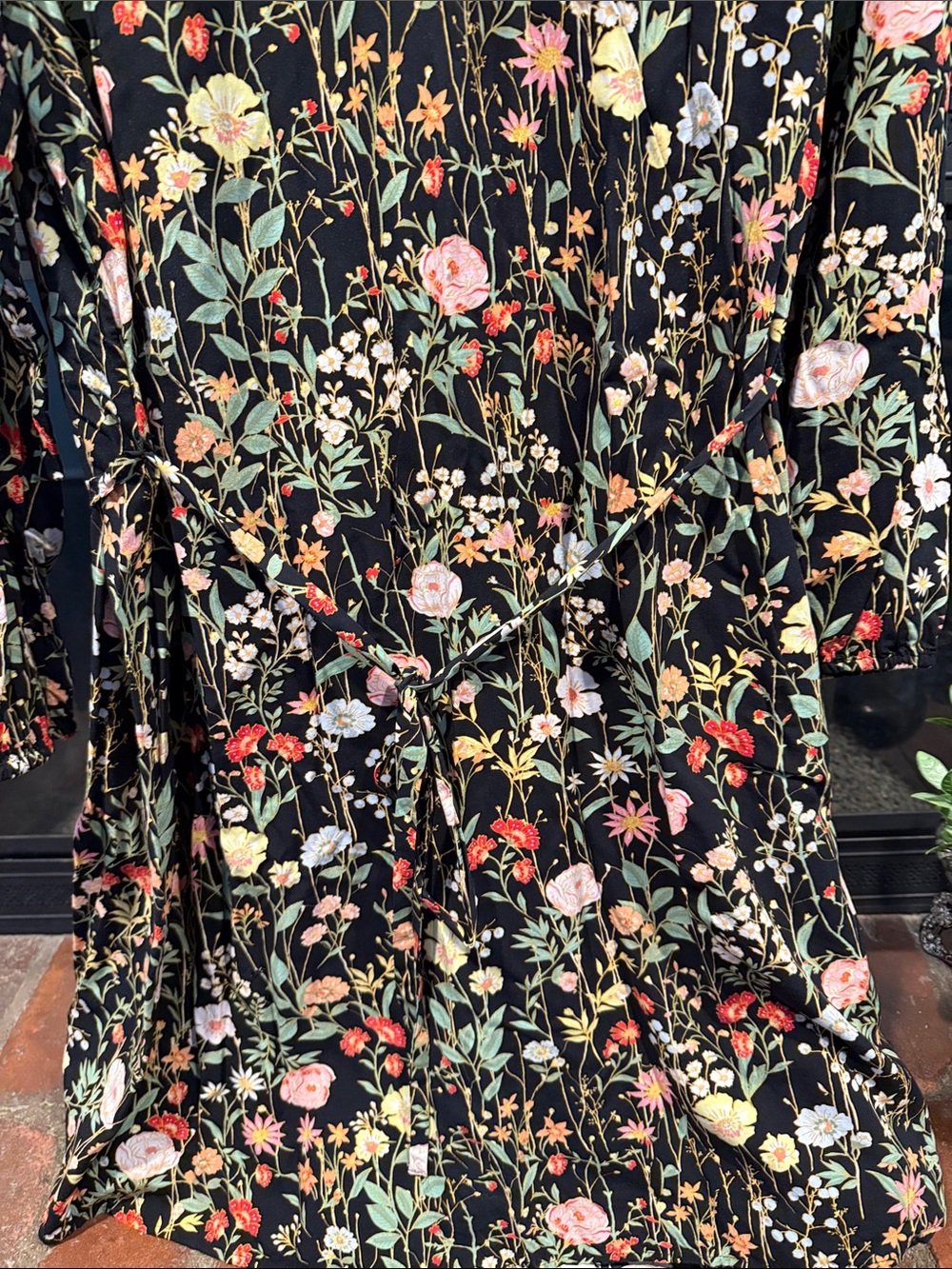 LOFT Floral Button Dress - Picture 6 of 7